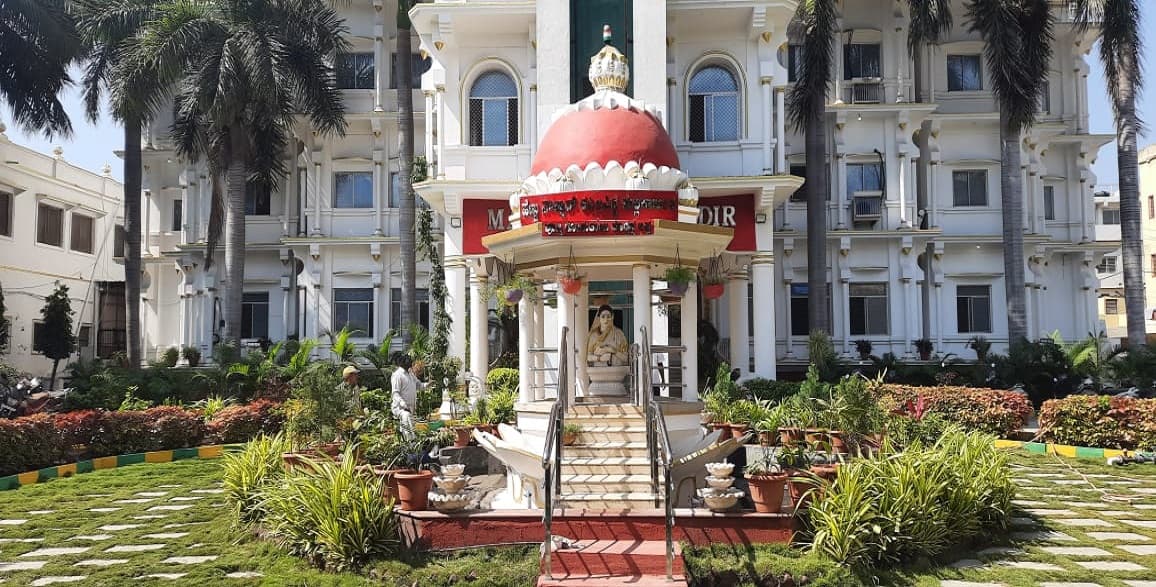 Godutai Engineering College for Women-image