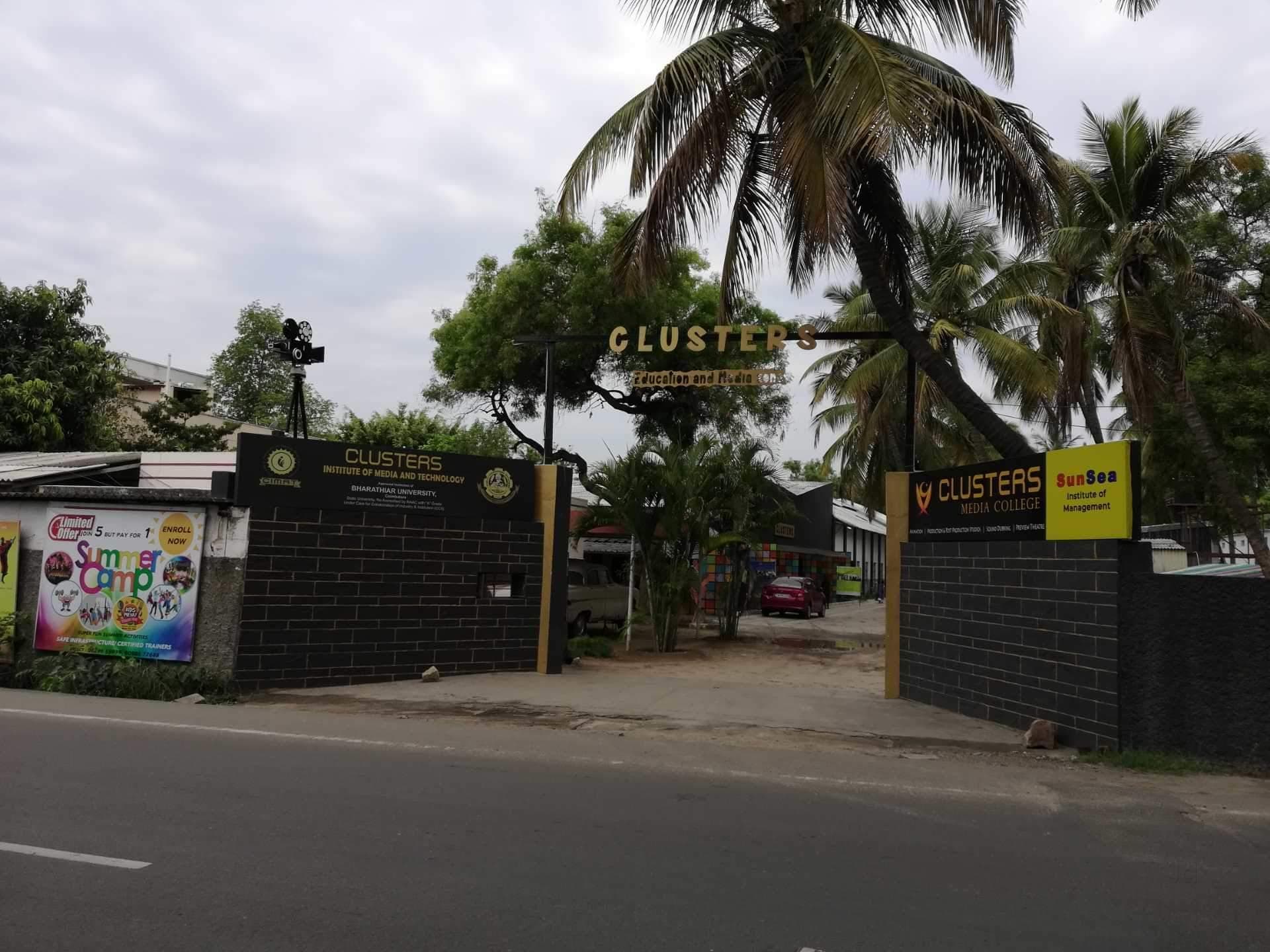 Clusters Media College-image