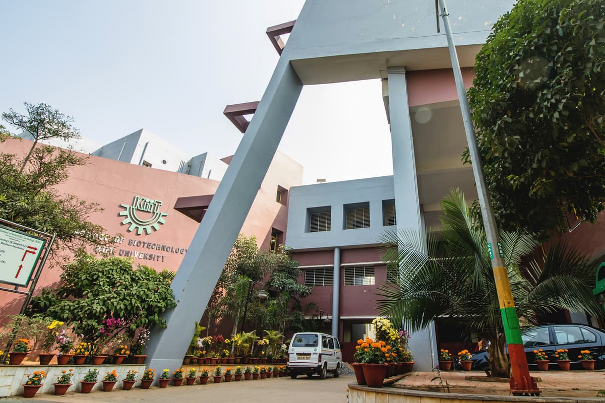 KIIT School of Biotechnology-gallery-image-3