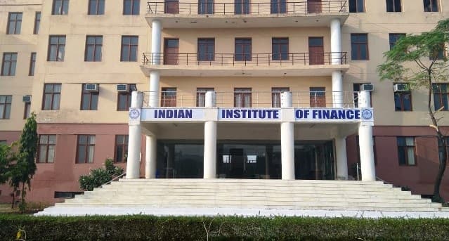Indian Institute of Finance-image