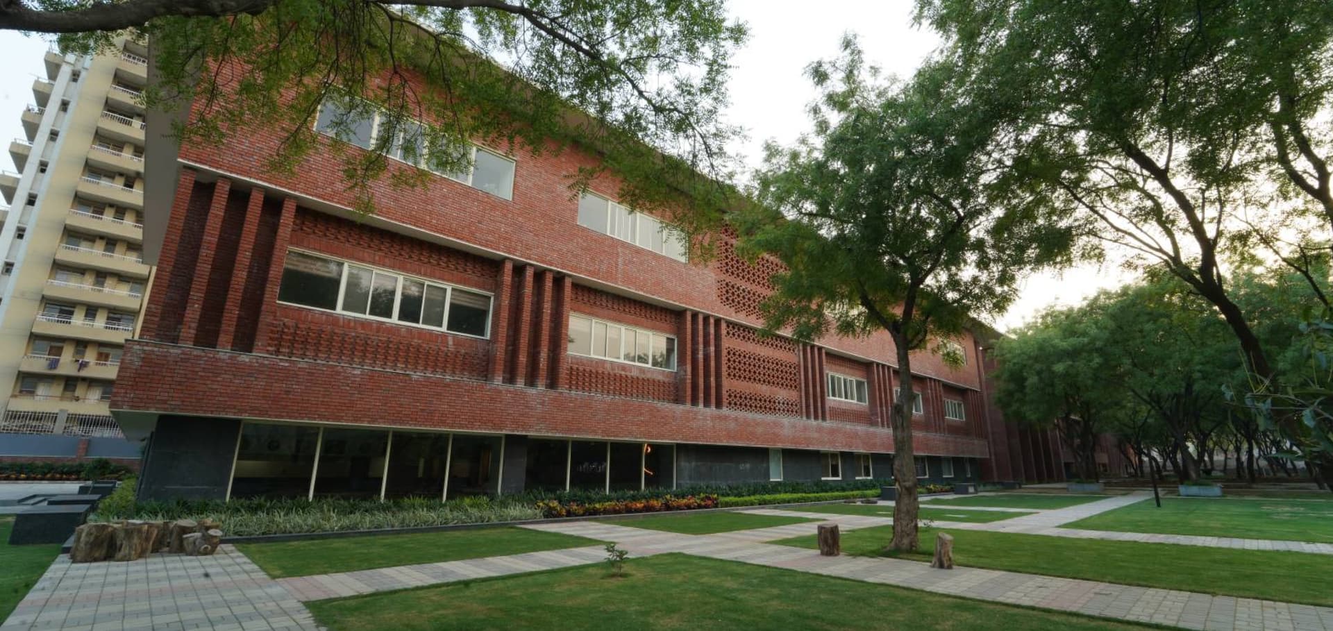 The Lalit Suri Hospitality School-image