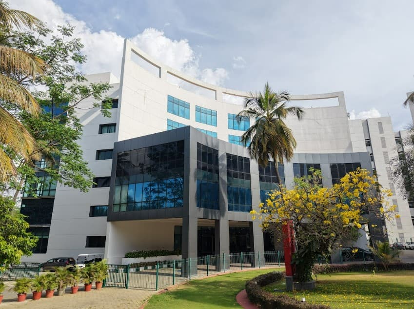 VYASA Business School-image