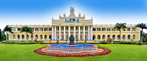 International College of Fashion-gallery-image-1