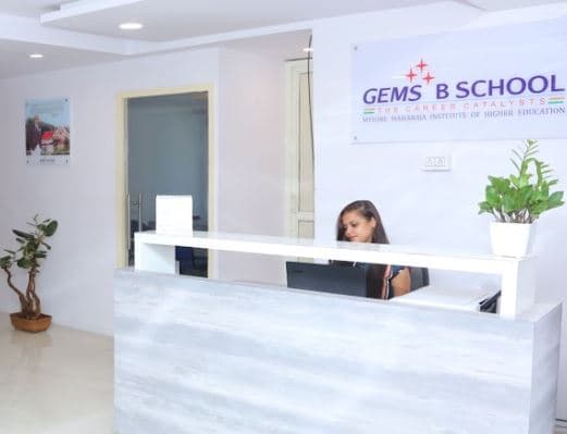 GEMS B School-image