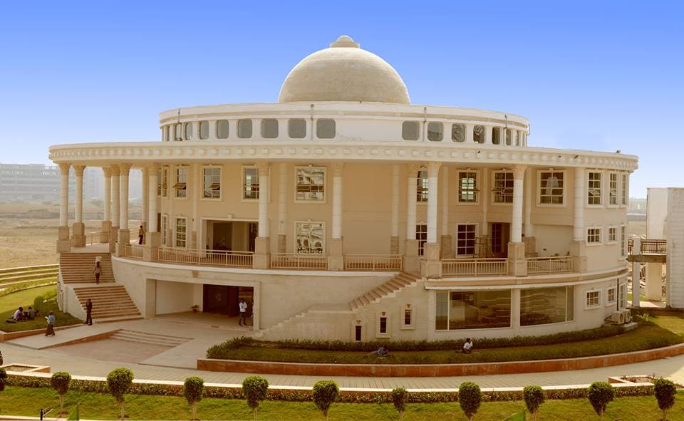 Noida International University, School of Law and Legal Affairs-gallery-image-2