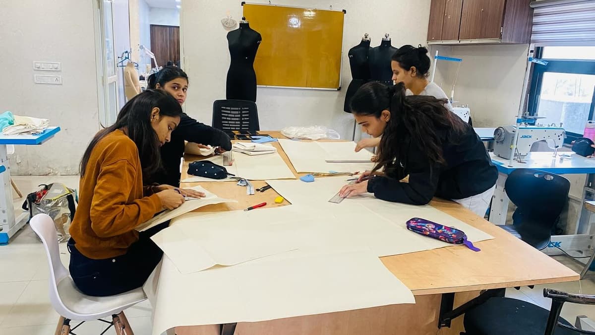 DSIFD Indore-gallery-image-3