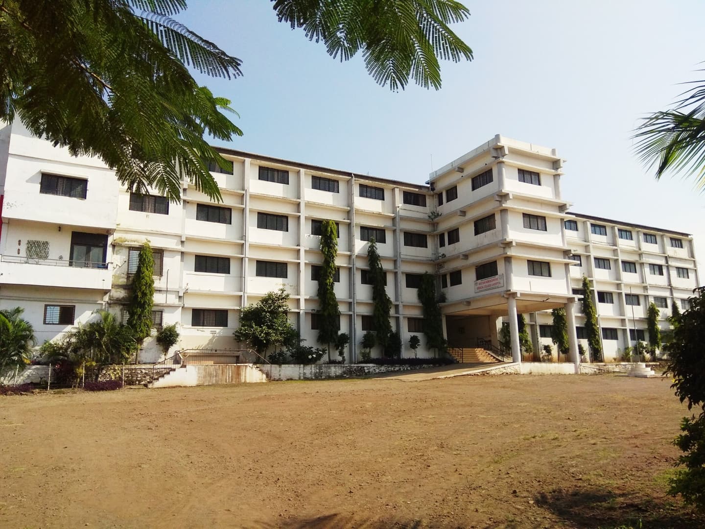 Nootan College of Pharmacy-image