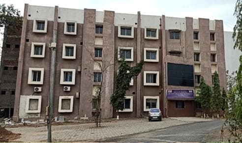 Adv. V.R. Manohar Institute of Diploma in Pharmacy-gallery-image-2