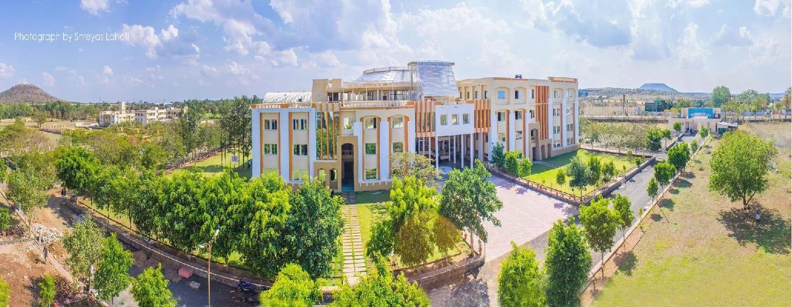 Chameli Devi School of Engineering-image