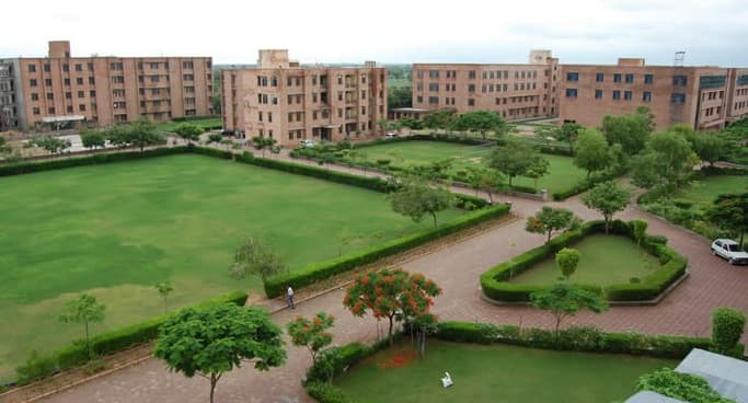 Vyas Institute of Engineering and Technology-gallery-image-3