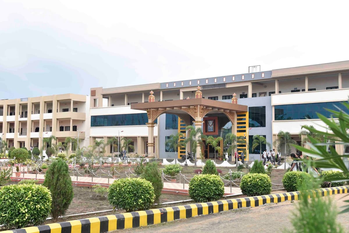 Srinivasa Institute of Engineering & Technology-gallery-image-0