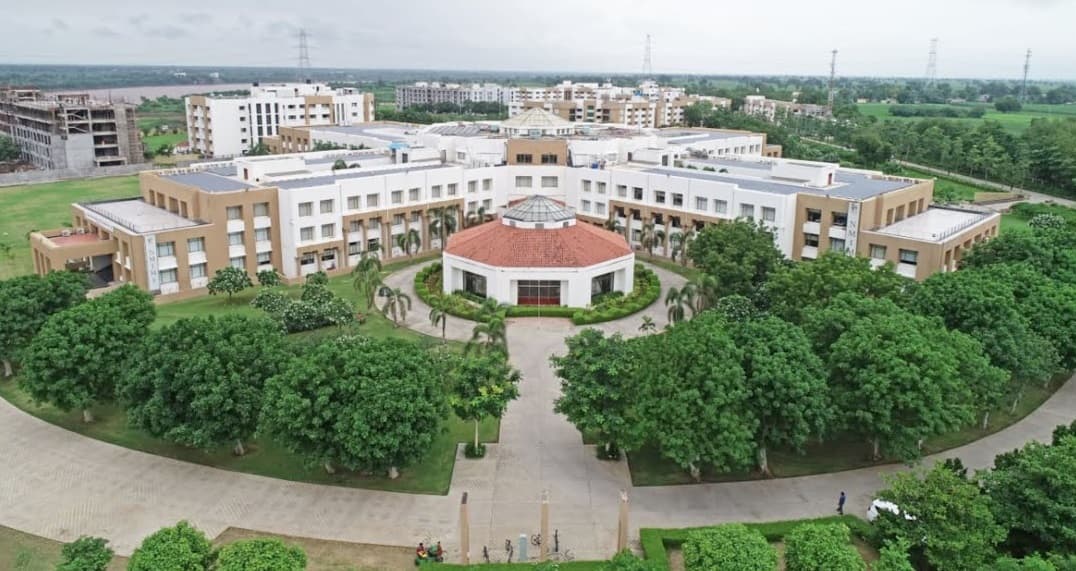 Mukesh Patel School of Technology Management and Engineering Shirpur-image