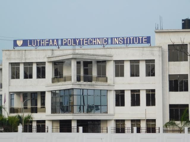 Luthfaa Polytechnic Institute-image