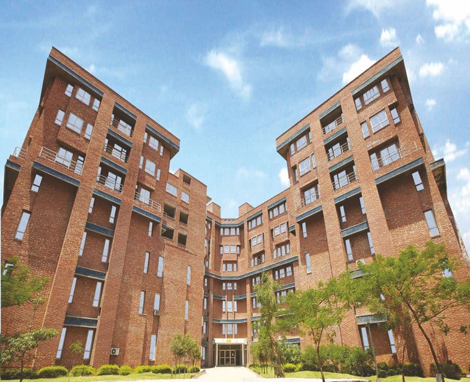 Sharda University, School of Allied Health Sciences-gallery-image-0