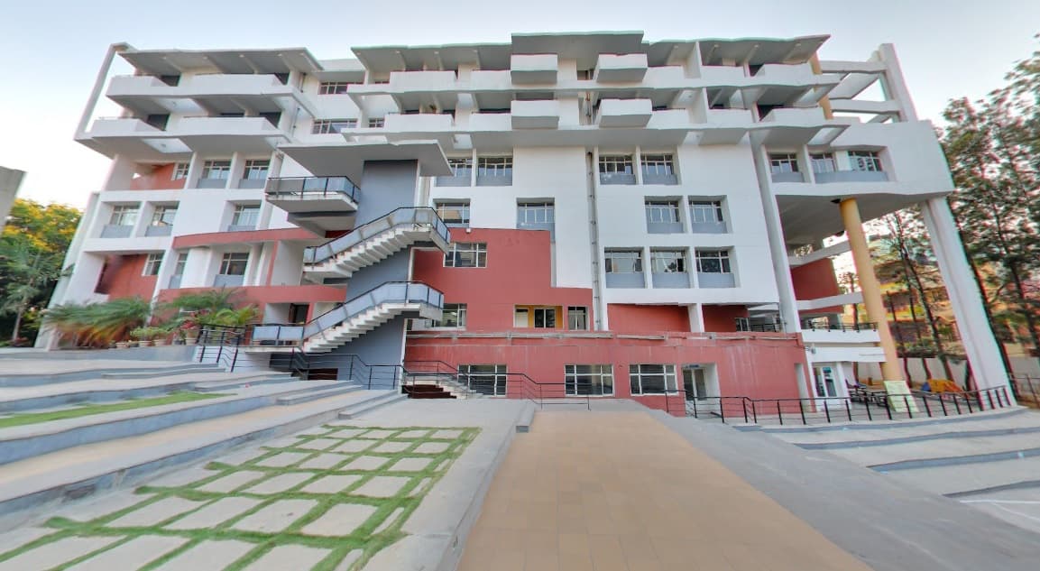 CMR Center for Business Studies-image