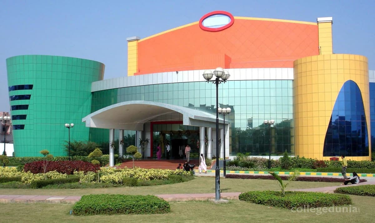 Shiv Shankar Shivram Singh Mahavidyalaya-gallery-image-3