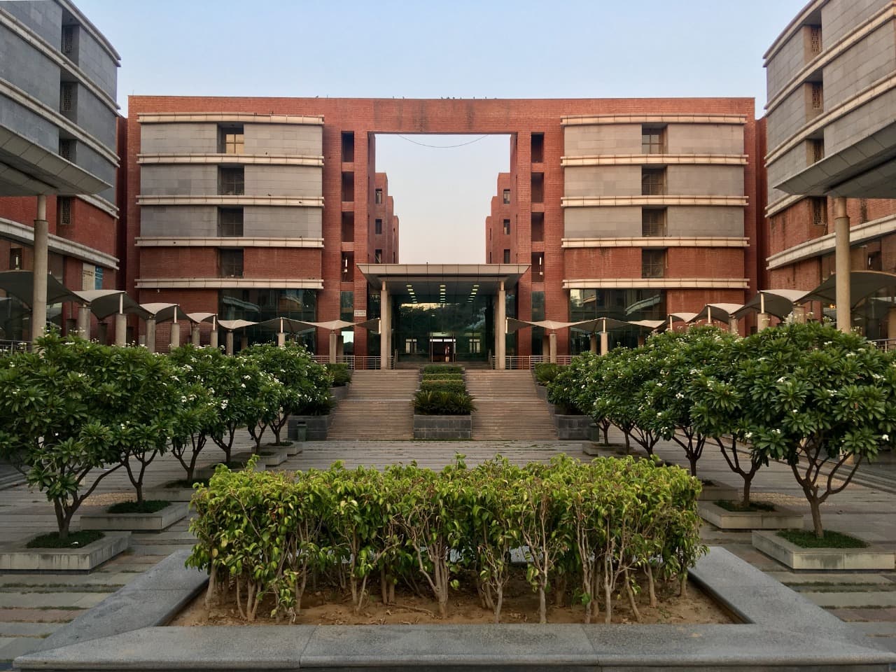 Amity Business School Gurgaon-image