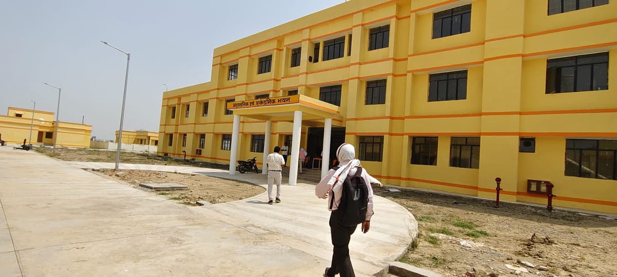 Government Polytechnic Banda-gallery-image-4