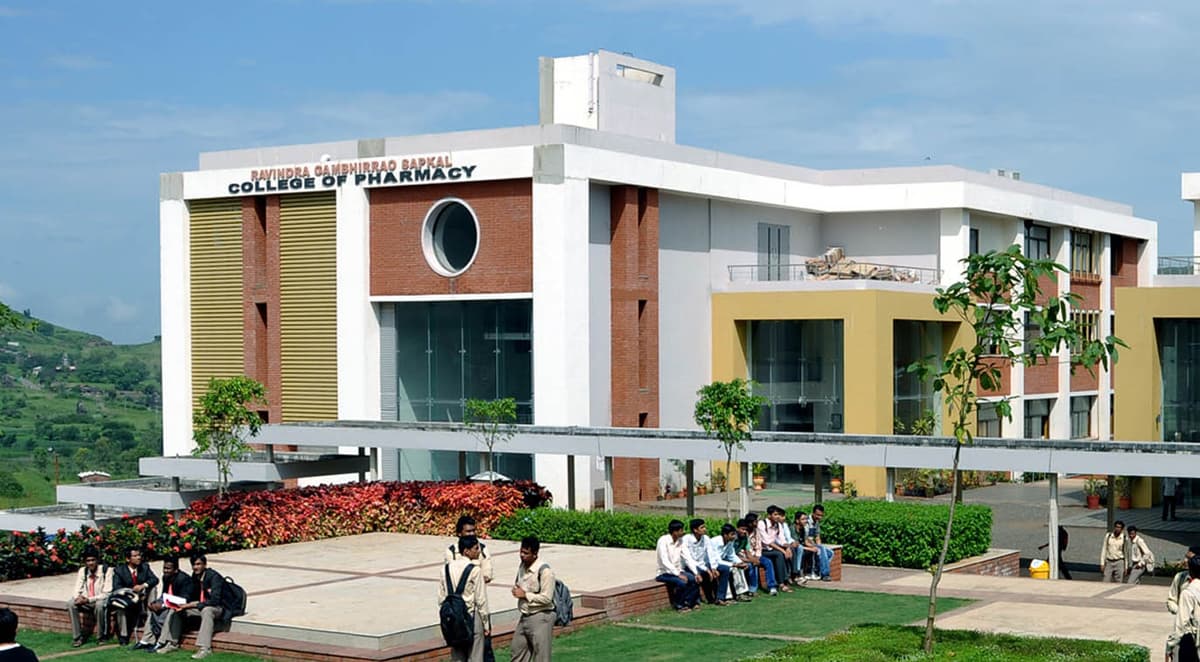R.G. Sapkal Institute Of Pharmacy-gallery-image-1