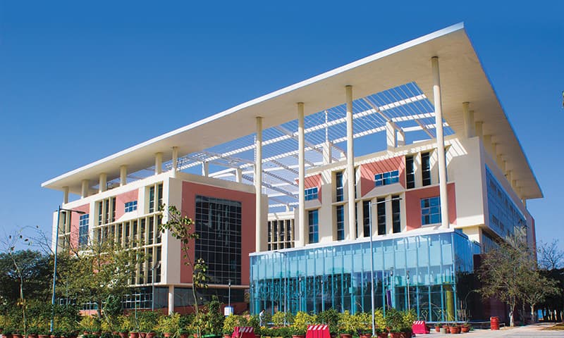 BML Munjal University, School of Law-gallery-image-0