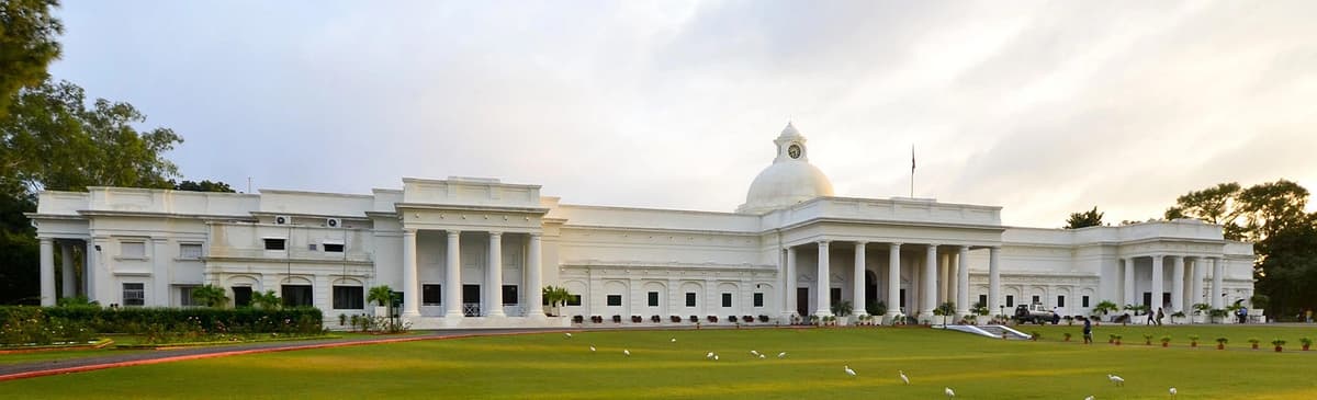 Niranjan Hiranandani School of Management & Real Estate-gallery-image-3