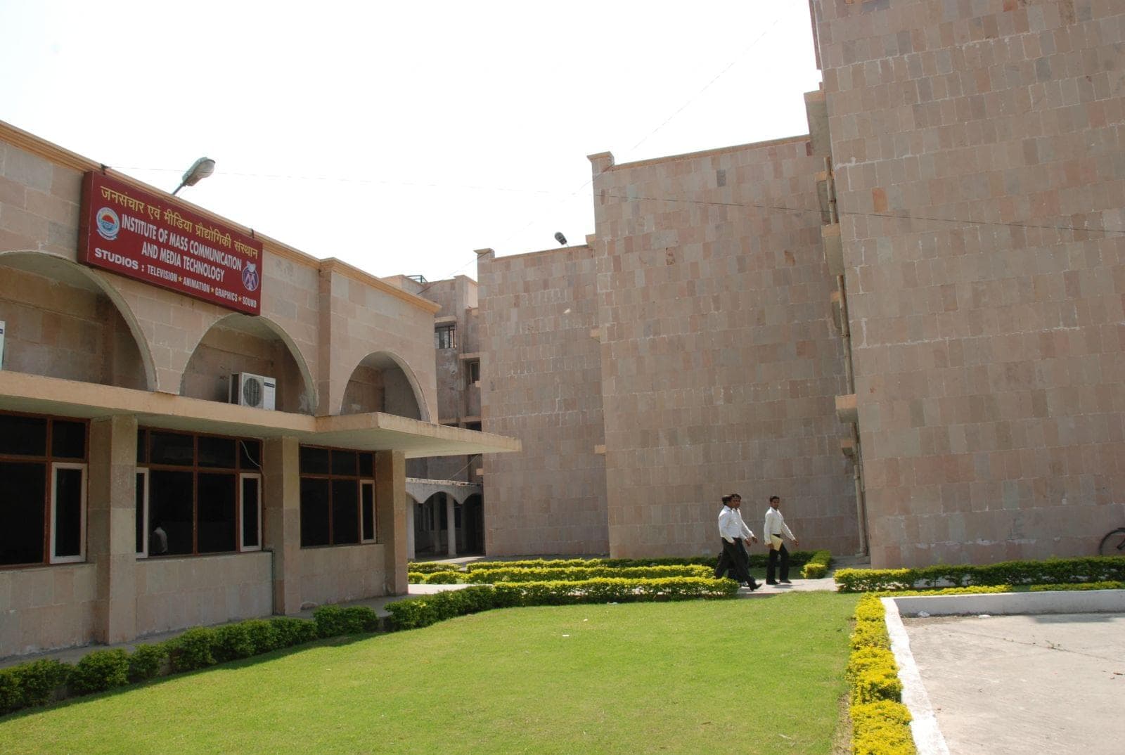 Institute of Mass Communication and Media Technology-image