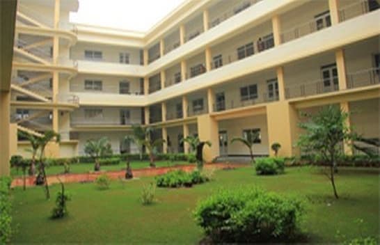 Maharaja Engineering College For Women-image