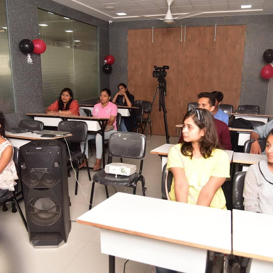 InterNational Institute of Fashion Design Akola-gallery-image-2