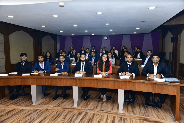 MIDAS School Of Entrepreneurship-image