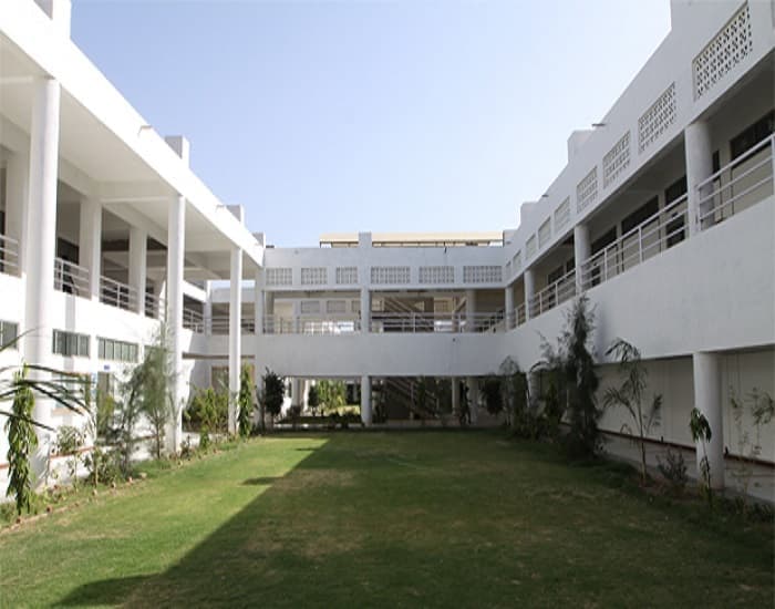 Manish Institute of Management Visnagar-gallery-image-1