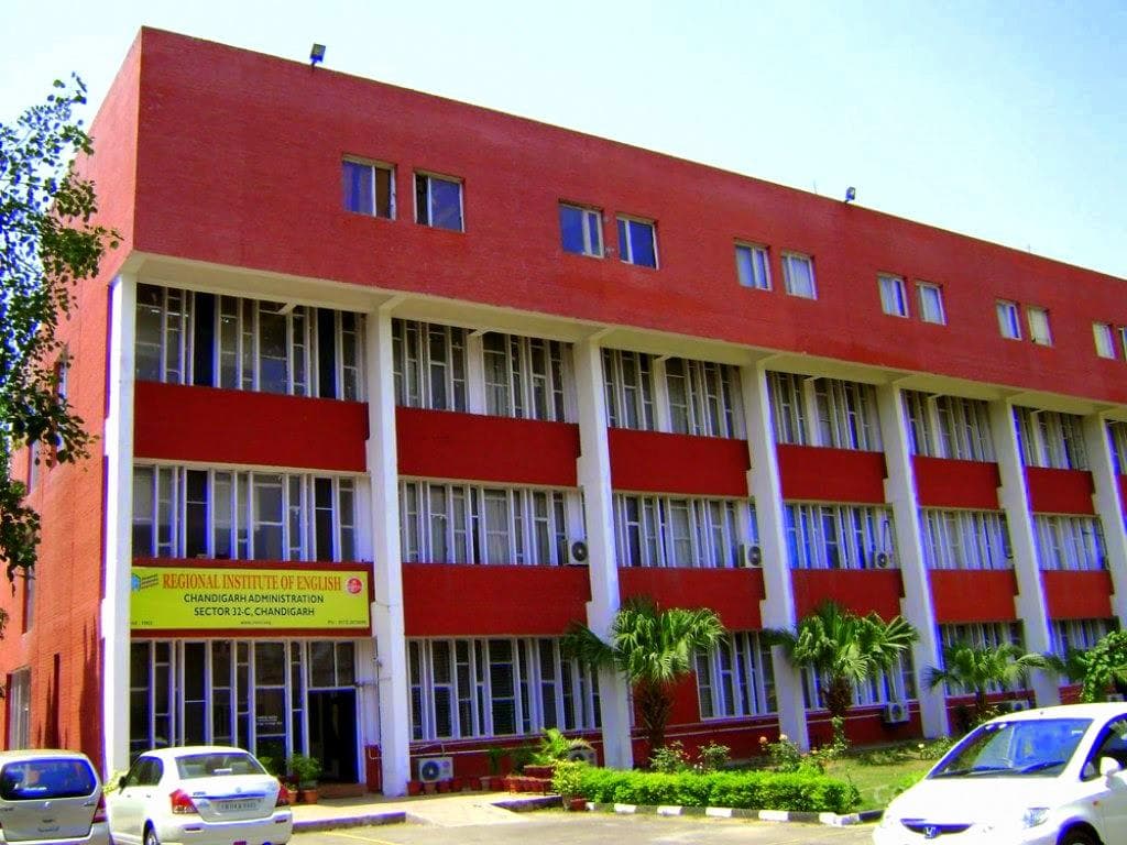 Regional Institute of English-image