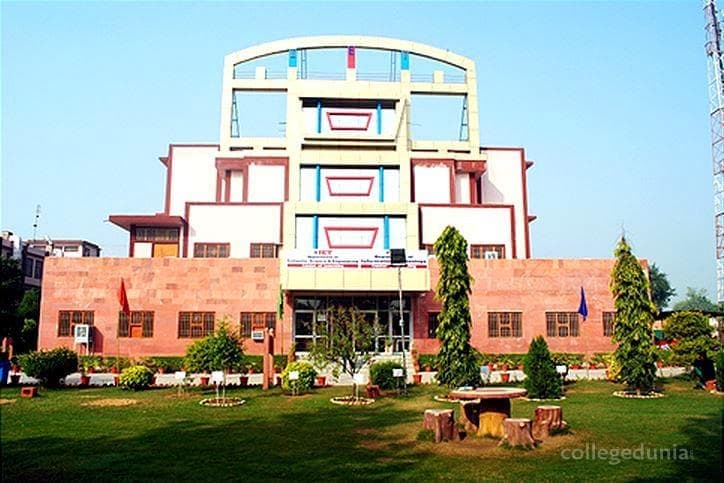 IET Biotechnology Institute-gallery-image-4