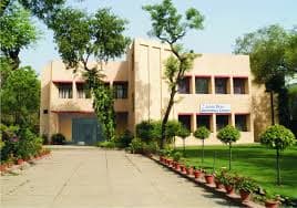 Jaymin School Of Fashion Design & Technology, Uka Tarsadia University-gallery-image-3