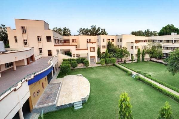 School of Legal Studies,Apeejay Stya University-gallery-image-1