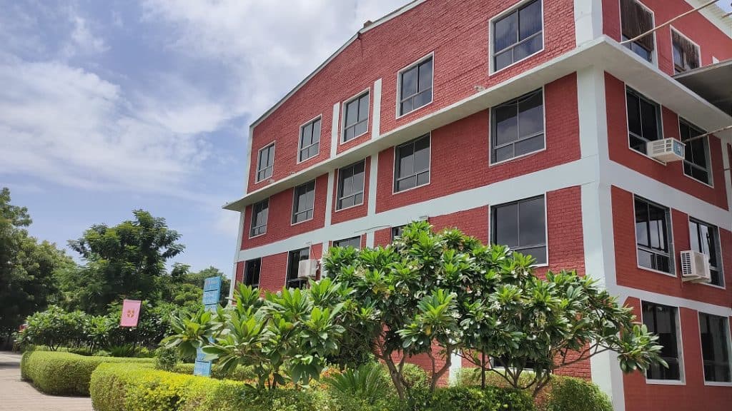 School of Life Sciences, Rai University-gallery-image-3