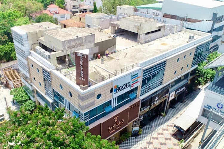 Roots College of Design-gallery-image-4