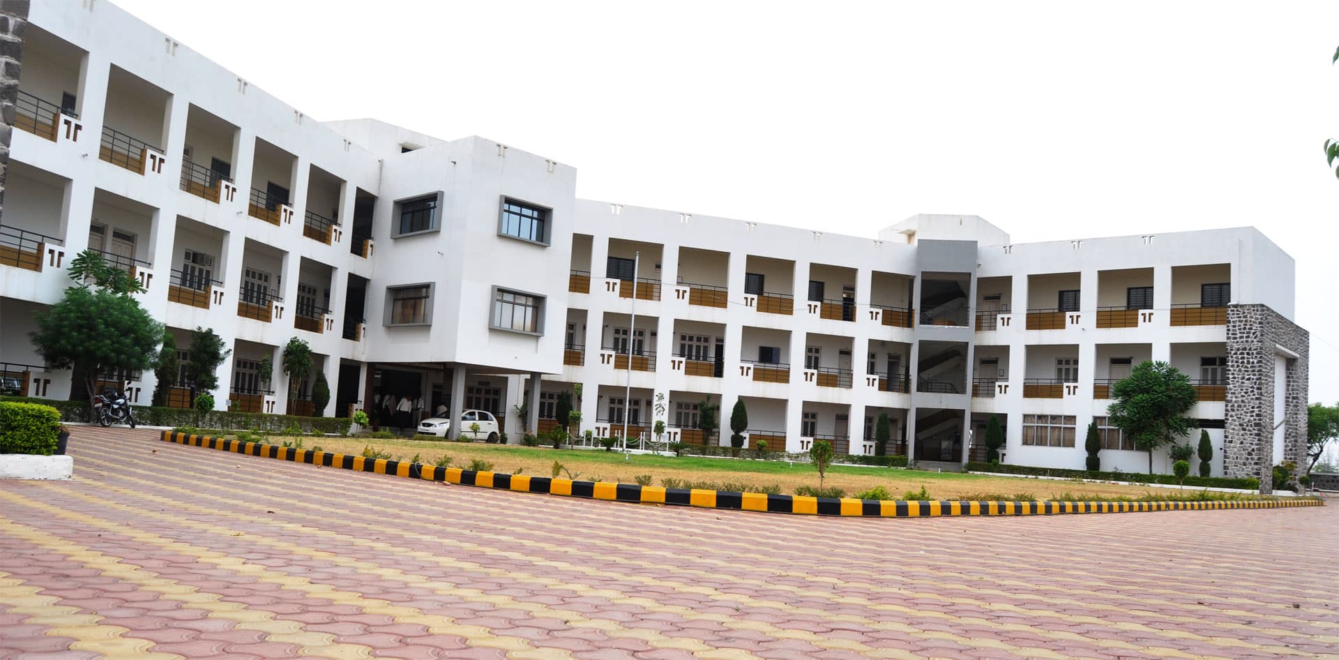 Vidya Samvardhak Mandal College of Physical Education-image