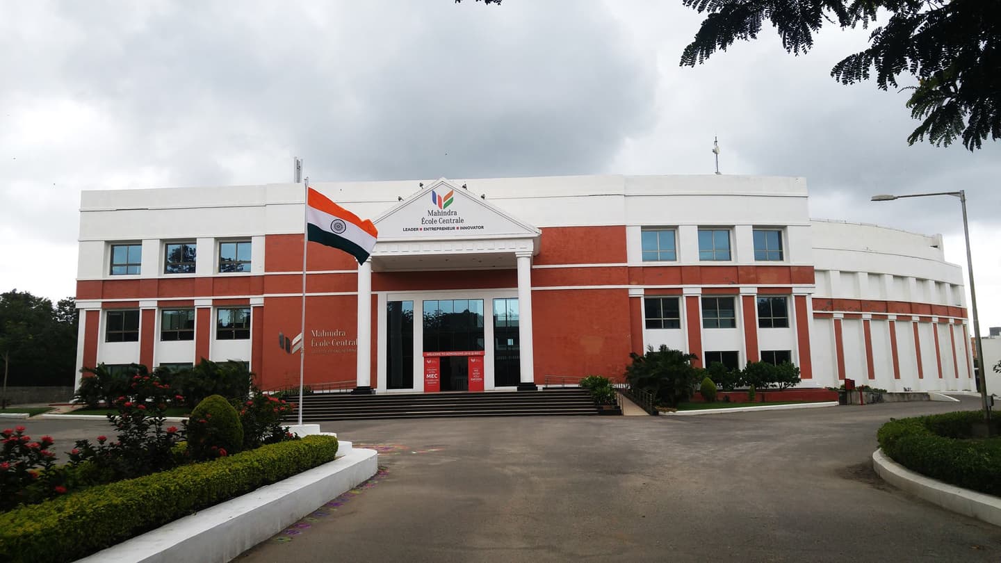 Mahindra ecole Centrale-image