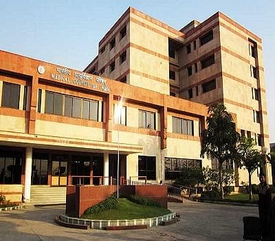 Patliputra Medical College & Hospital-image