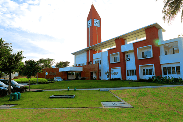 Universal College-image