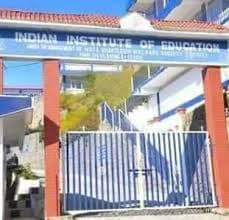 Indian Institute of Education-logo