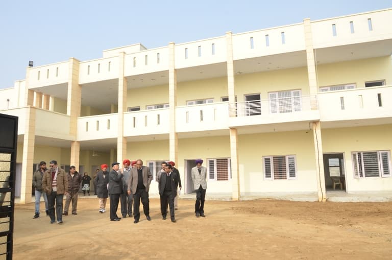 Public college samana-image