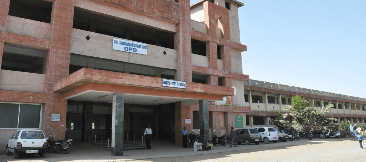 R D Gardi Medical College-gallery-image-3