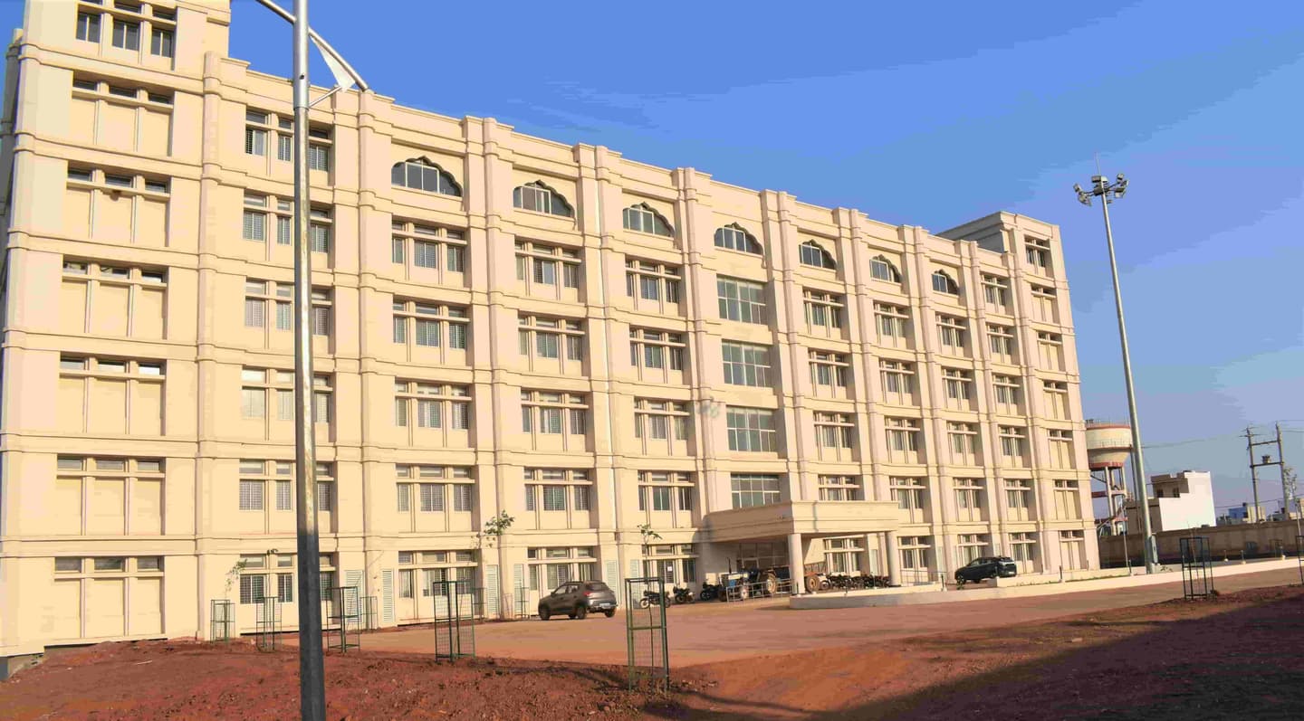 Government Medical College Shivpuri-image