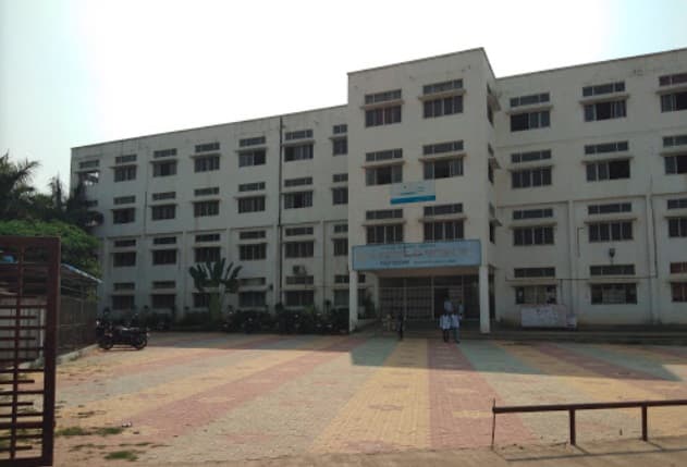 Indira College of Pharmacy-image