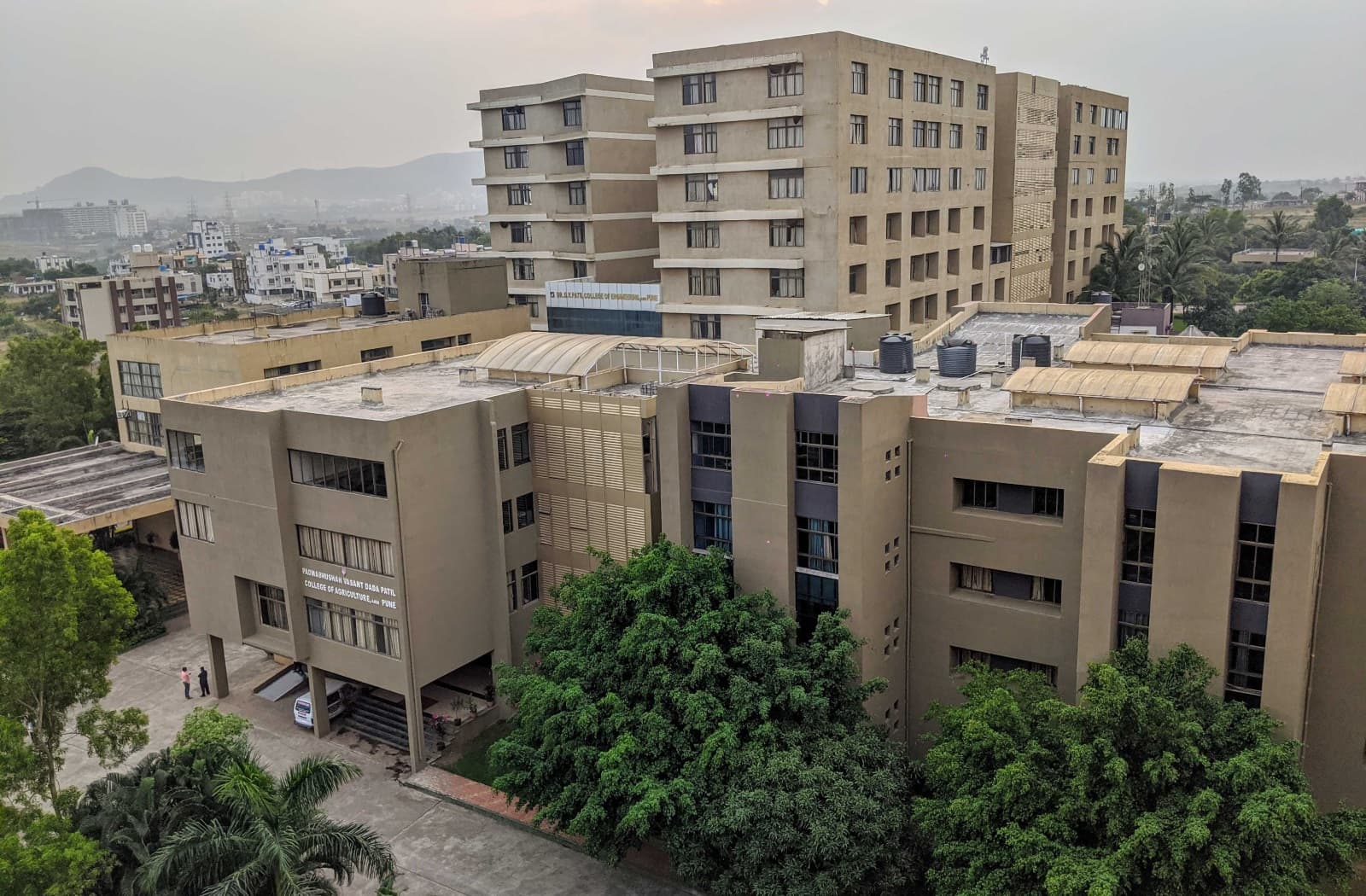 D. Y. Patil College of Engineering Ambi-image