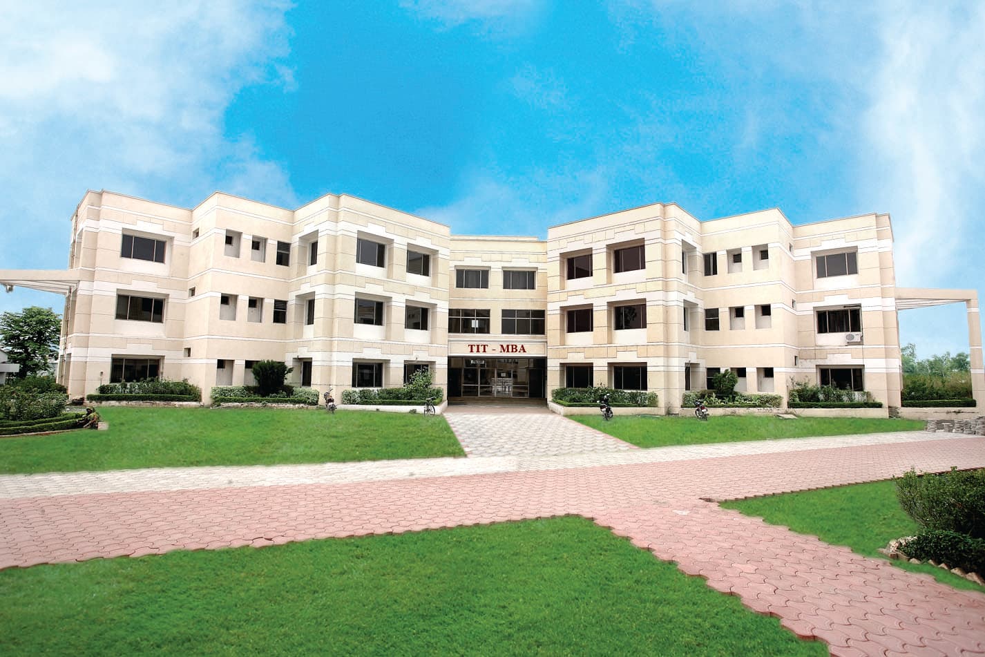 Technocrats Institute of Technology MBA-image