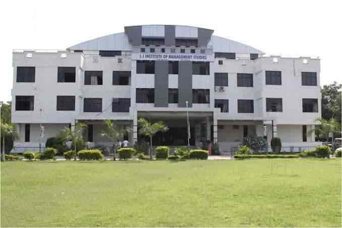 LJ Institute of Integrated MBA-gallery-image-0