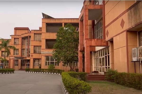 Maharishi Markandeshwar Engineering College-image