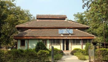 DES College of Nursing-gallery-image-1